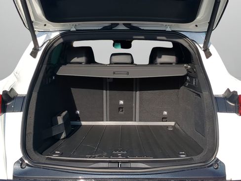 Used 2025 Maserati Grecale Modena image 39