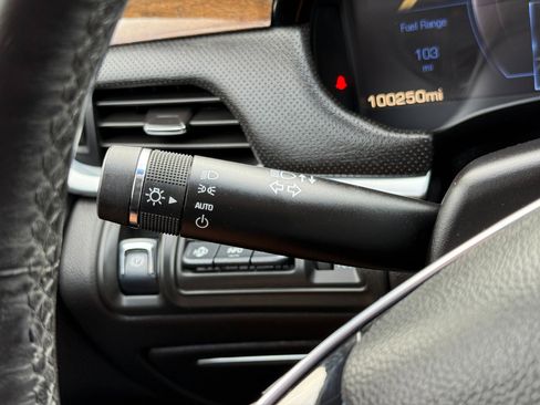 Used 2013 Cadillac XTS Premium image 74