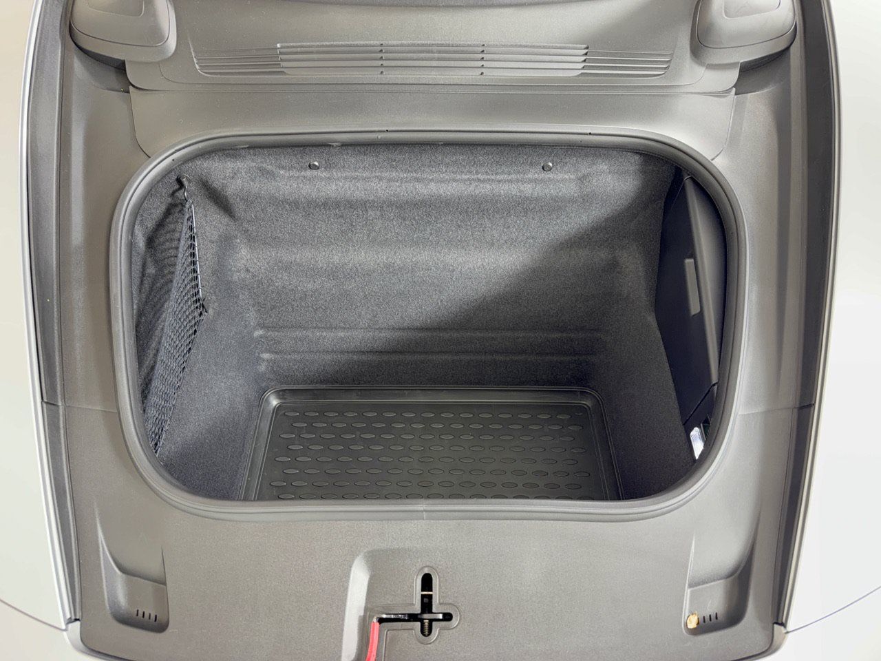 Certified 2024 Porsche 911 Carrera 4 AWD/4WD image 31