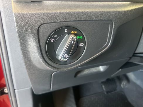 Used 2021 Volkswagen Atlas SEL Premium image 56