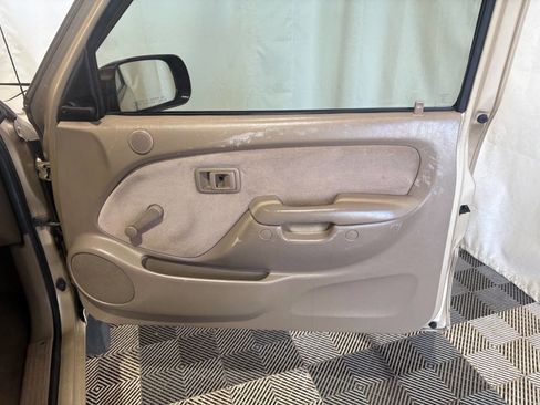 Used 2003 Toyota Tacoma 2WD Xtracab image 10