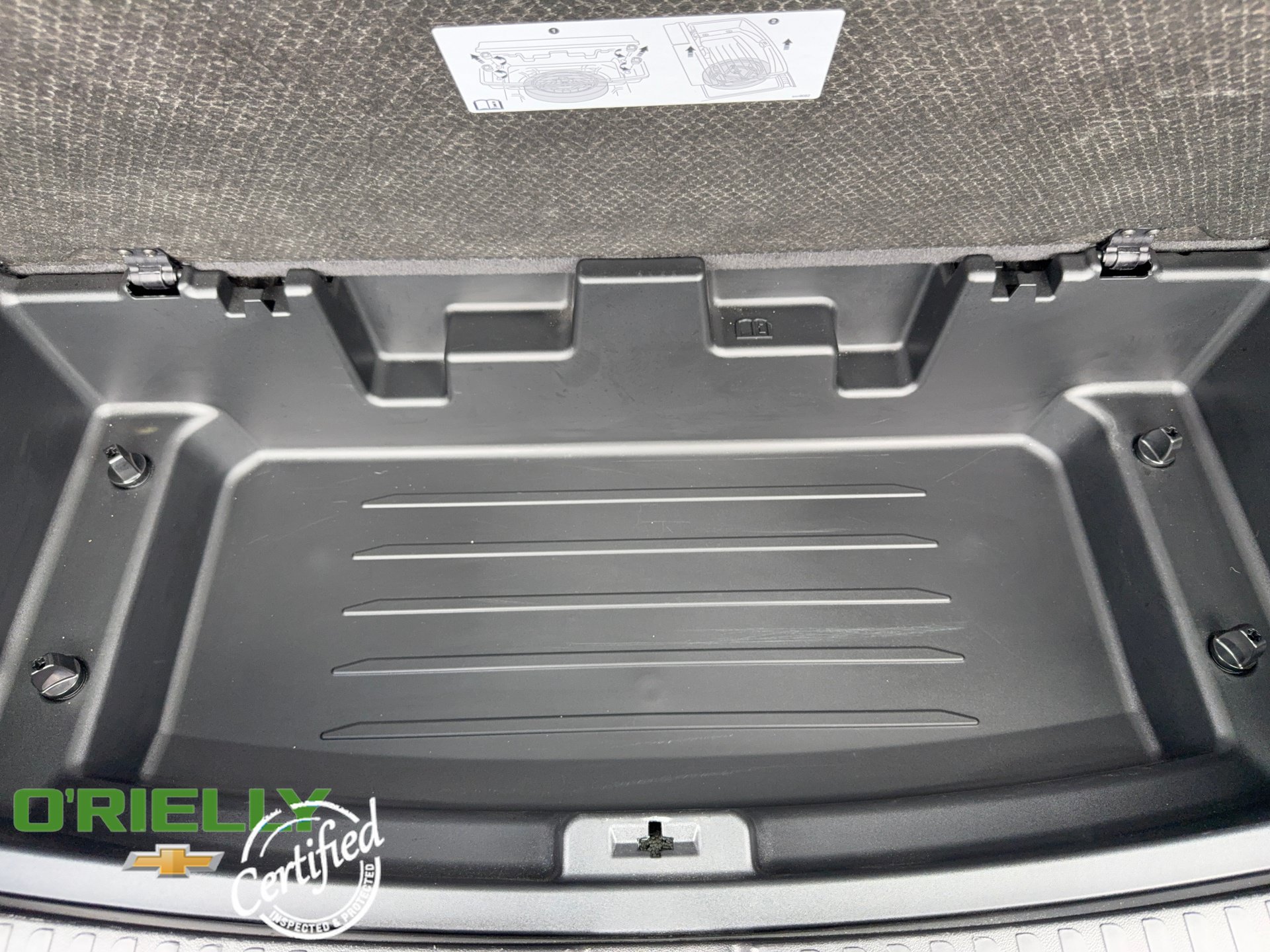 Used 2025 Buick Enclave Preferred AWD/4WD image 29