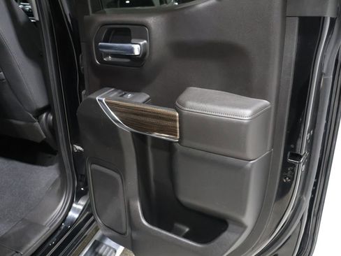 Used 2021 Chevrolet Silverado 1500 RST image 23