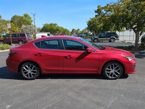 Certified 2020 Acura ILX w/ Premium Package image 3