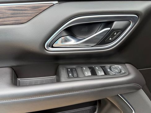 Used 2021 Chevrolet Tahoe LT RWD image 19