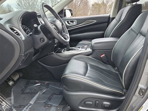 Used 2020 INFINITI QX60 Luxe w/ Essential Package image 5