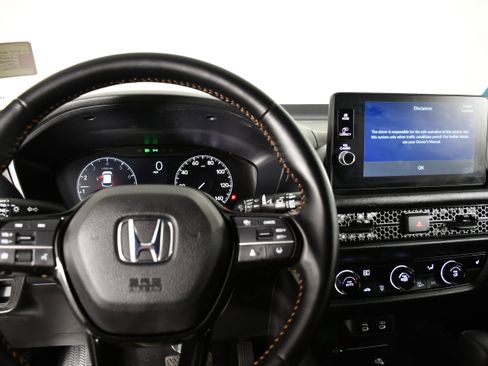 Certified 2026 Honda HR-V Sport image 16