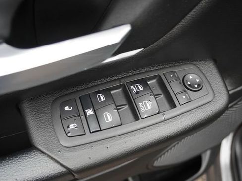 Certified 2022 RAM 1500 Big Horn image 19