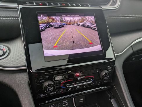 New 2025 Jeep Grand Cherokee L Altitude image 20