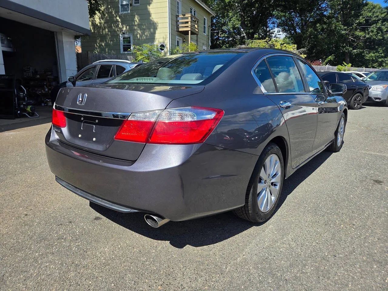 Used 2013 Honda Accord EX image 30