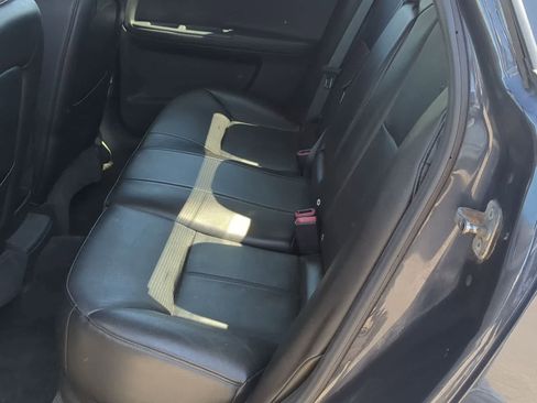 Used 2009 Chevrolet Impala LT w/ Luxury Edition Package FWD image 19