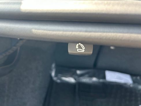 Used 2025 Volkswagen Jetta SE w/ Sunroof Package image 34