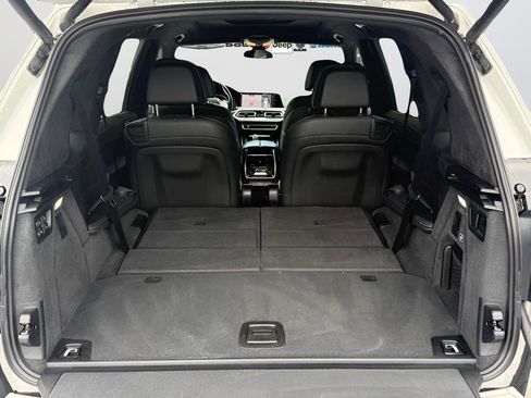 Used 2020 BMW X7 xDrive40i w/ Premium Package AWD/4WD image 35