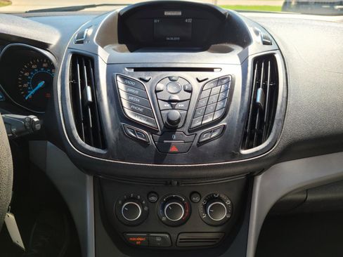 Used 2015 Ford Escape SE FWD image 11