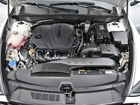 Used 2023 Hyundai Sonata SEL w/ Cargo Package image 16
