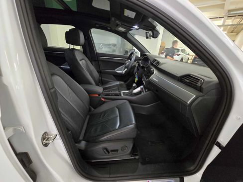 Used 2025 Audi Q3 2.0T Premium AWD/4WD image 11