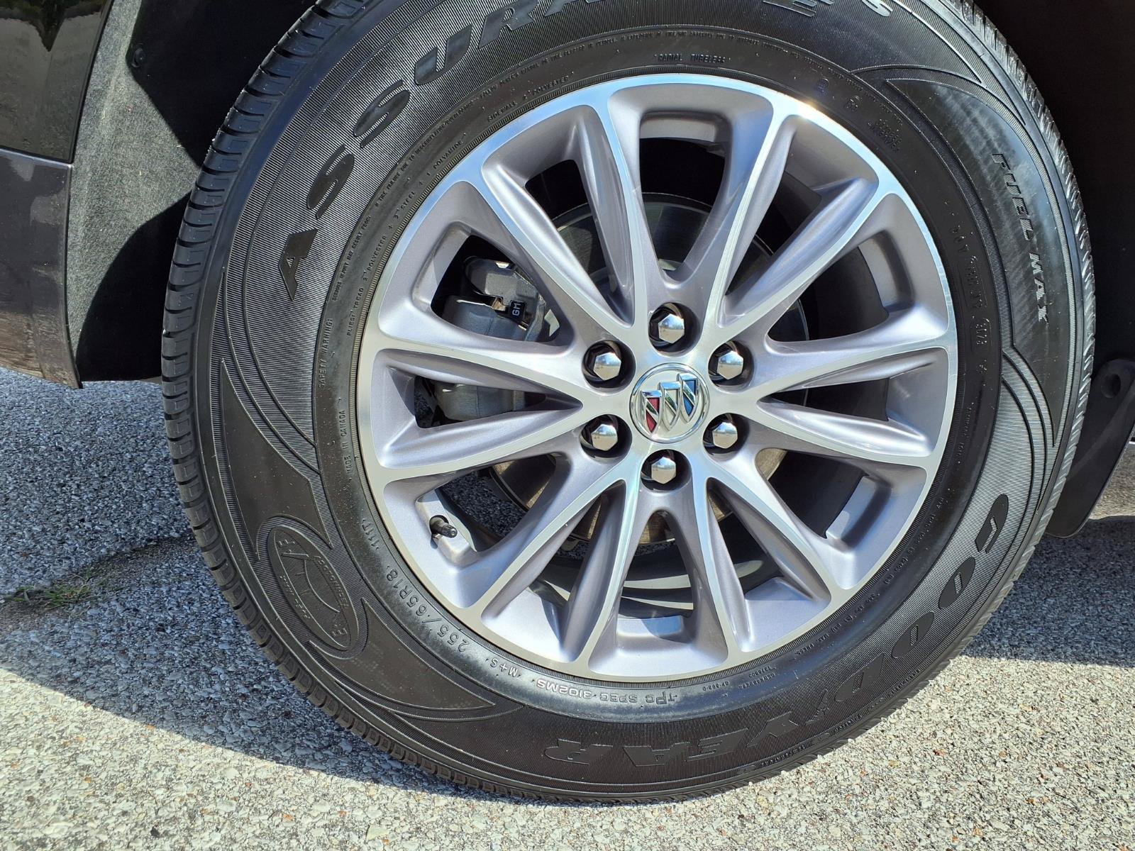 Used 2024 Buick Enclave Essence FWD image 34