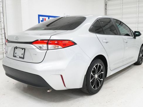 Used 2023 Toyota Corolla LE FWD image 27