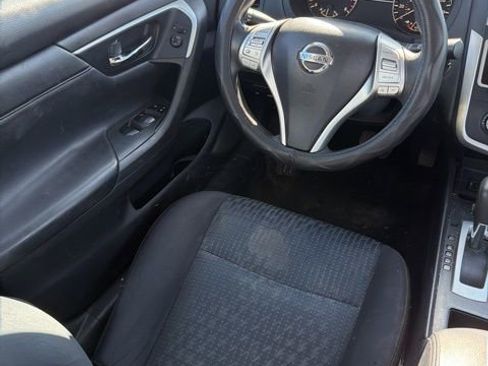 Used 2016 Nissan Altima 2.5 S w/ Power Driver Seat Package image 8