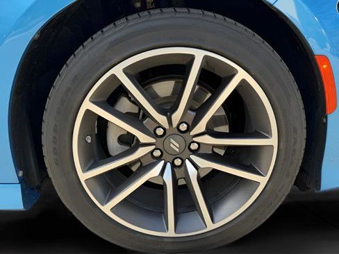 Used 2023 Dodge Charger R/T w/ Technology Group image 10