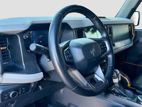 Used 2021 Ford Bronco Badlands AWD/4WD image 9