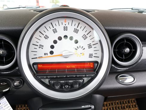 Used 2013 MINI Cooper S w/ Premium Pkg image 26