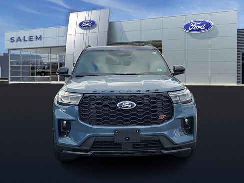 Used 2025 Ford Explorer ST image 8
