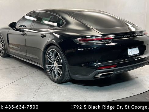 Used 2017 Porsche Panamera 4 AWD/4WD image 3