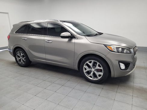 Used 2017 Kia Sorento SX FWD image 11