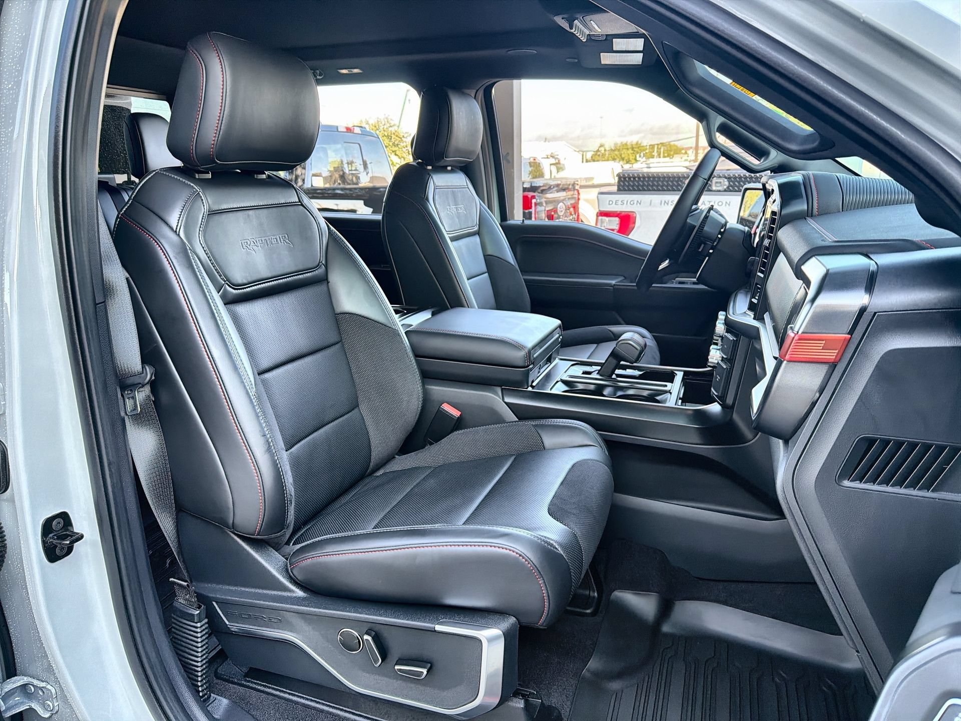 Used 2026 Ford F150 Raptor AWD/4WD image 25