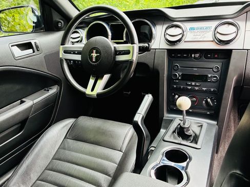 Used 2007 Ford Mustang GT RWD image 32