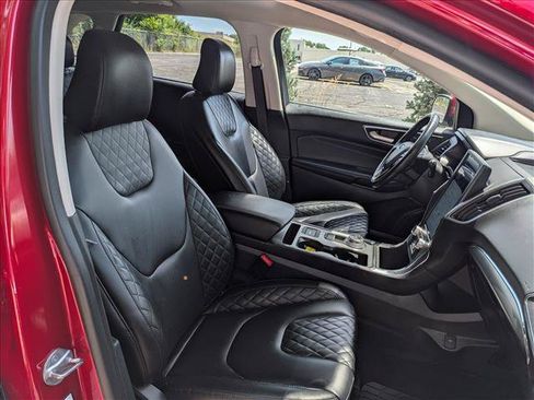 Used 2023 Ford Edge Titanium AWD/4WD image 13