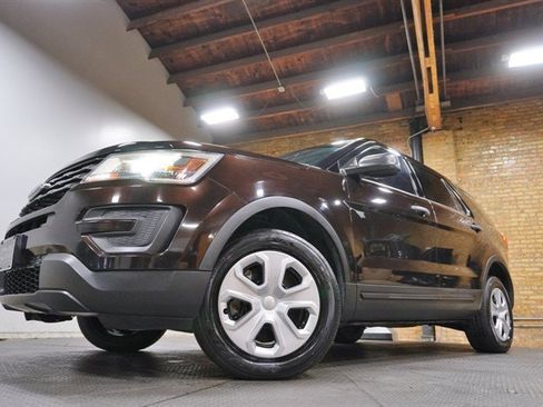 Used 2018 Ford Explorer 4WD Police Interceptor w/ Interior Upgrade Package image 3