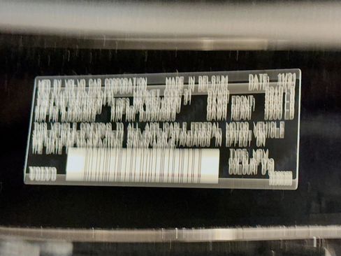 Used 2022 Volvo XC40 P8 Recharge Plus image 12