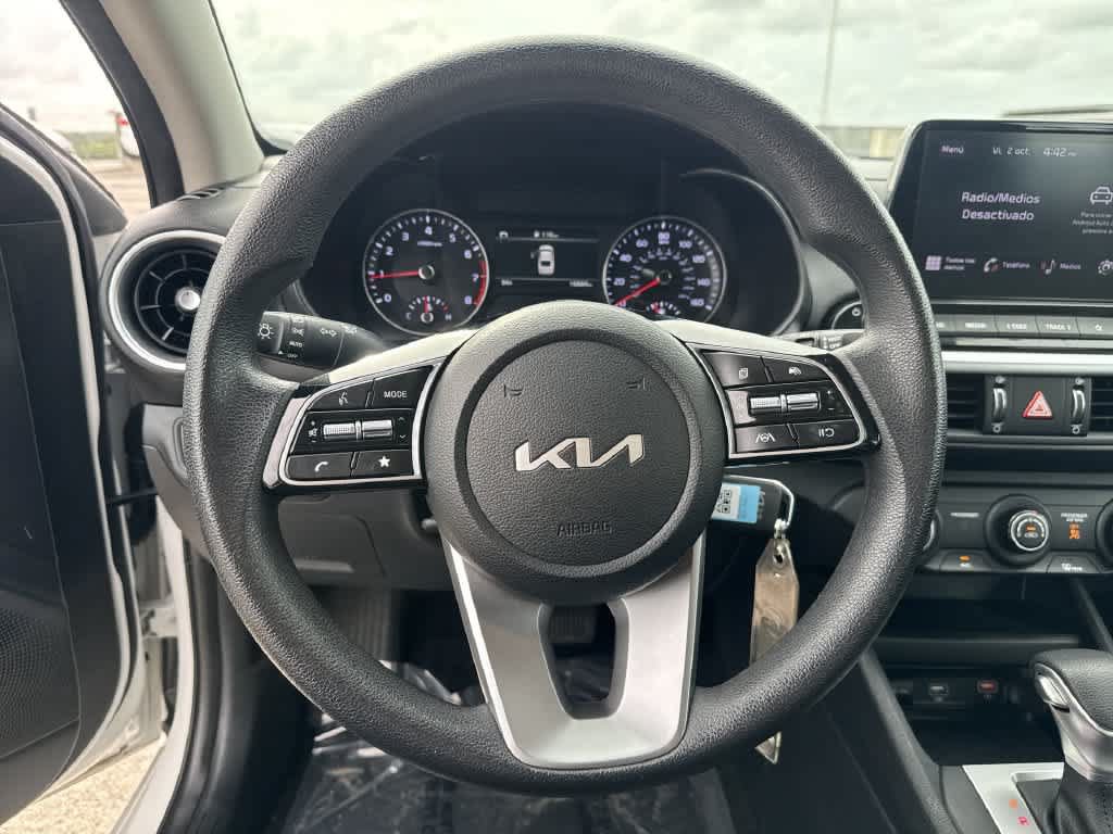 Used 2024 Kia Forte LXS FWD image 14
