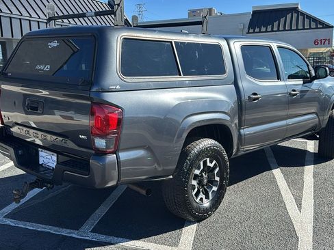 Used 2021 Toyota Tacoma SR image 3