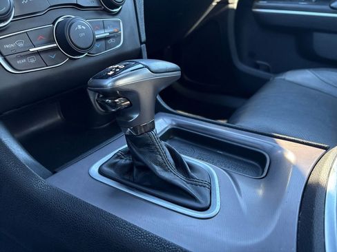 Used 2022 Dodge Charger SXT w/ Leather Interior Group image 29