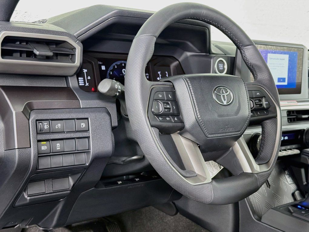 New 2026 Toyota 4Runner SR5 AWD/4WD image 35