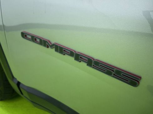 Used 2019 Jeep Compass Trailhawk AWD/4WD image 15