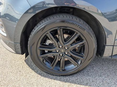 Used 2023 Ford Edge ST-Line AWD/4WD image 18