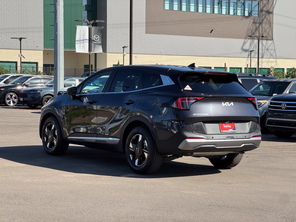 Used 2026 Kia Sportage LX FWD image 30