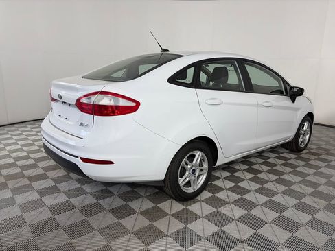 Certified 2019 Ford Fiesta SE w/ Cold Weather Package FWD image 7