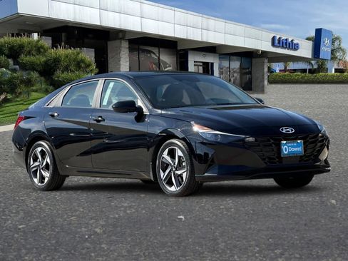 Certified 2023 Hyundai Elantra SEL w/ Convenience Package image 10