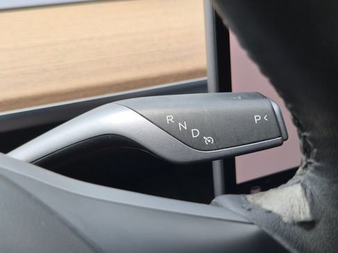 Used 2023 Tesla Model 3 Standard Range RWD image 12