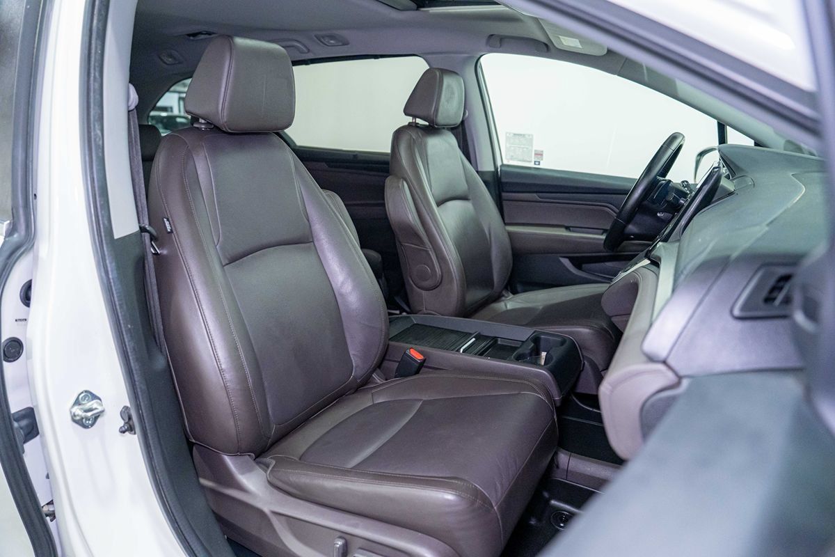 Used 2018 Honda Odyssey EX-L image 19
