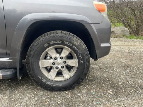 Used 2012 Toyota 4Runner SR5 w/ Convenience Pkg AWD/4WD image 29