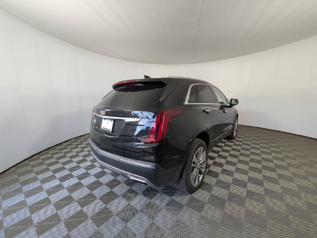 Used 2024 Cadillac XT5 Premium Luxury FWD image 2