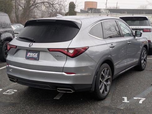 Used 2023 Acura MDX SH-AWD w/ Technology Package image 5