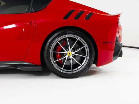 Used 2017 Ferrari F12tdf image 11