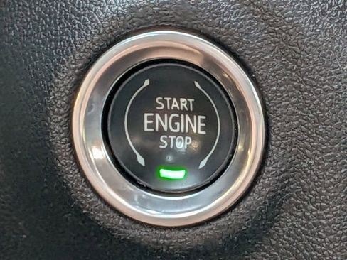 Used 2020 GMC Sierra 1500 AT4 w/ AT4 Premium Package image 39